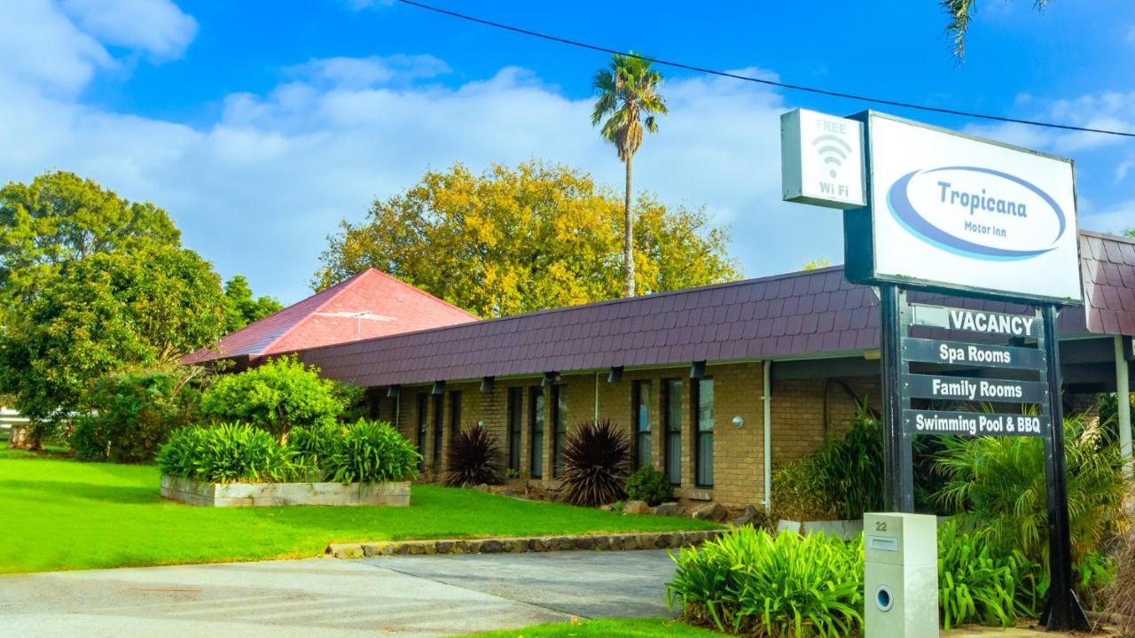 Tropicana Motor Inn Cowes Exteriör bild