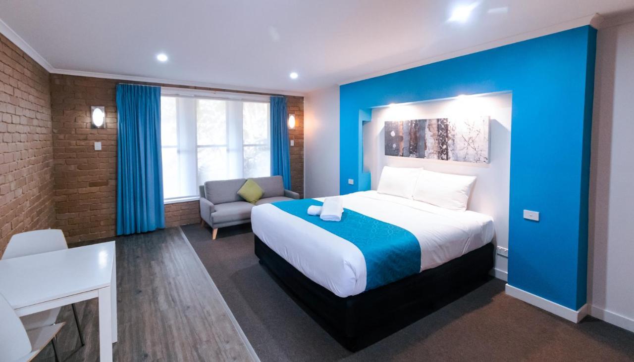 Tropicana Motor Inn Cowes Exteriör bild