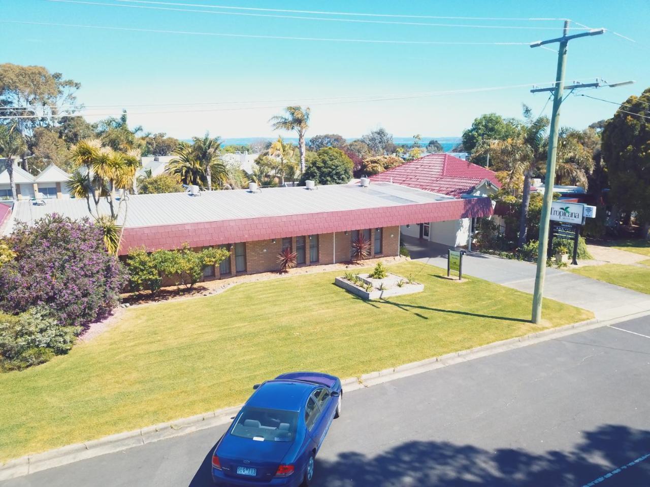 Tropicana Motor Inn Cowes Exteriör bild